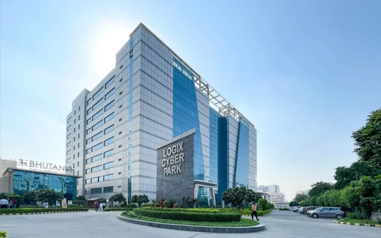 Logix Cyber Park (Tower-D) — Integrated Commercial Interiors & Fit-Out