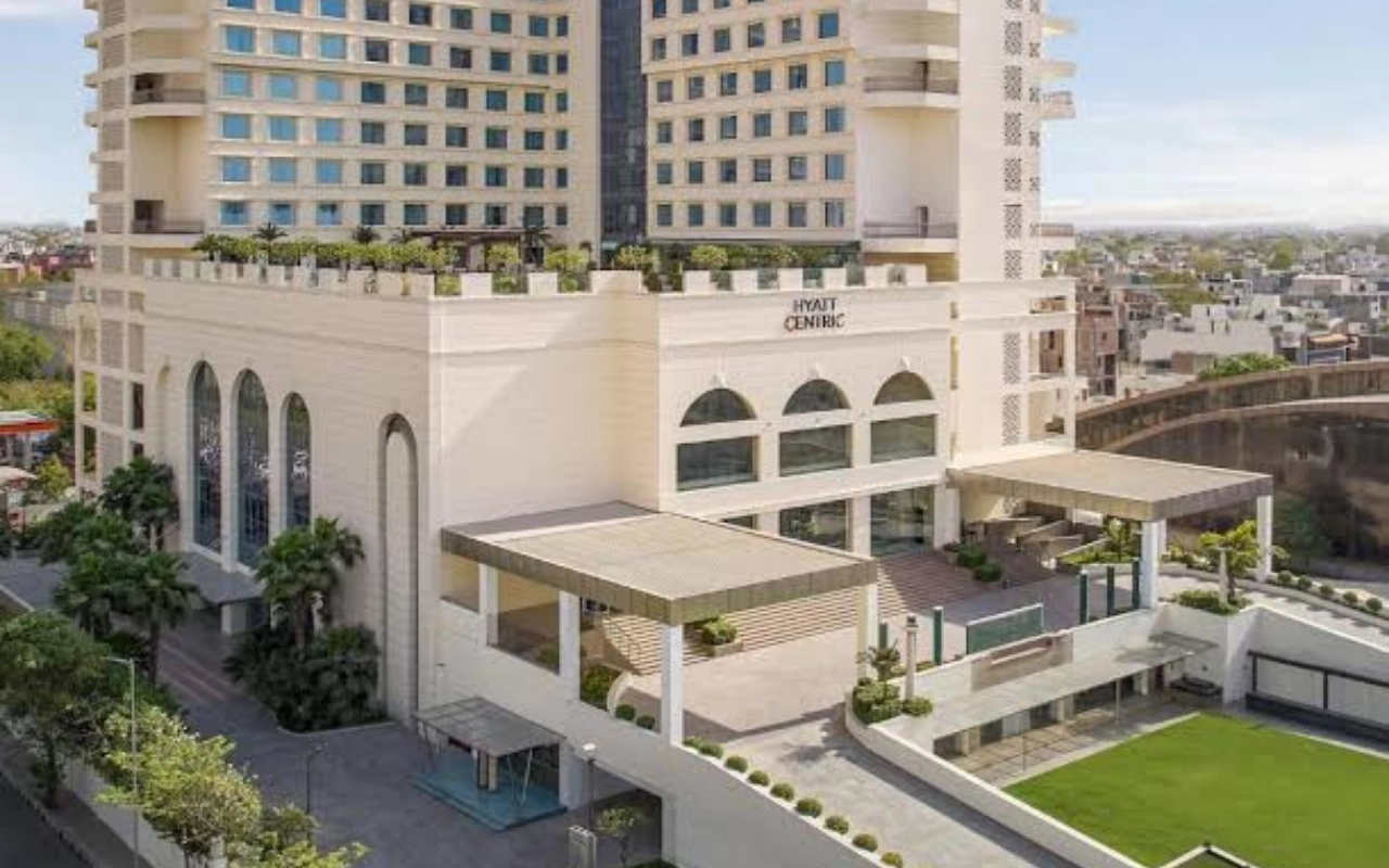 The Piccadily Hotel / Hyatt Centric